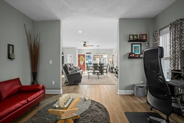 $650,000 | 8 Tea Party Drive, Uxbridge, MA 01569