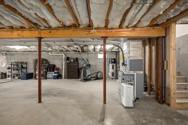 $650,000 | 8 Tea Party Drive, Uxbridge, MA 01569