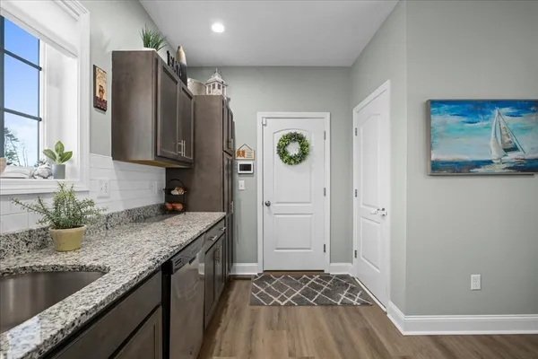 $650,000 | 8 Tea Party Drive, Uxbridge, MA 01569