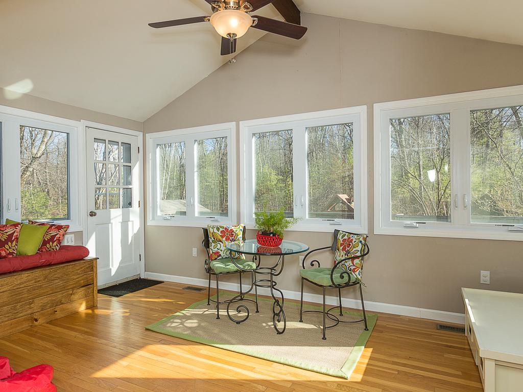 111 Old Derry Road Londonderry, NH 03053 - Photo 8 of 15