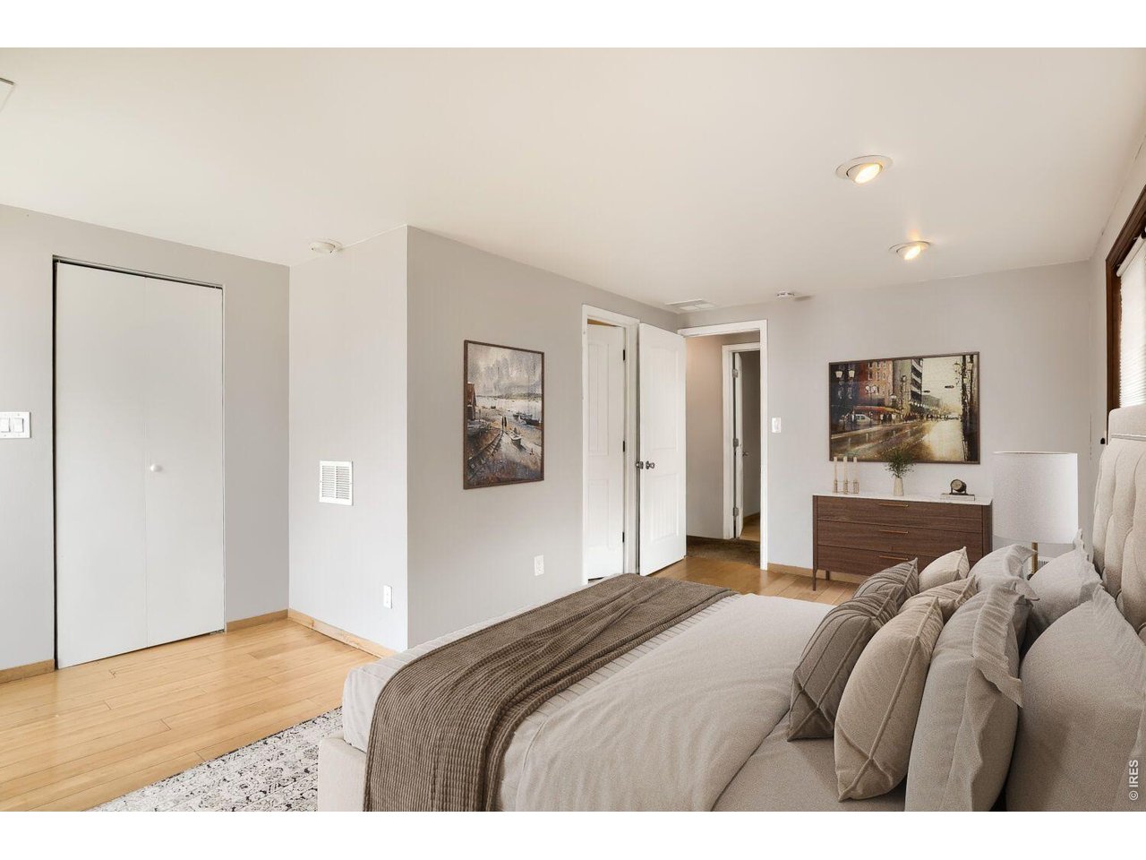 2929 Curtis Street Denver, CO 80205 - Photo 30 of 43 Virtually staged