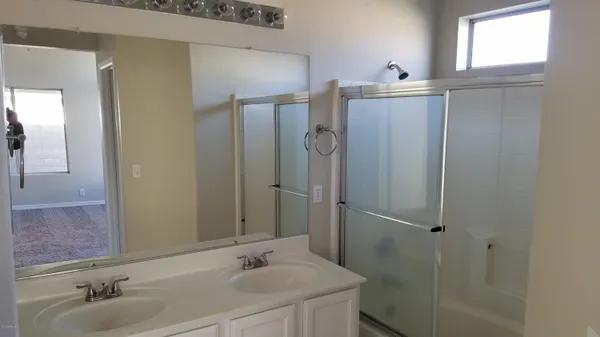 $1,850 | 12214 North 41st Drive, Phoenix, AZ 85029