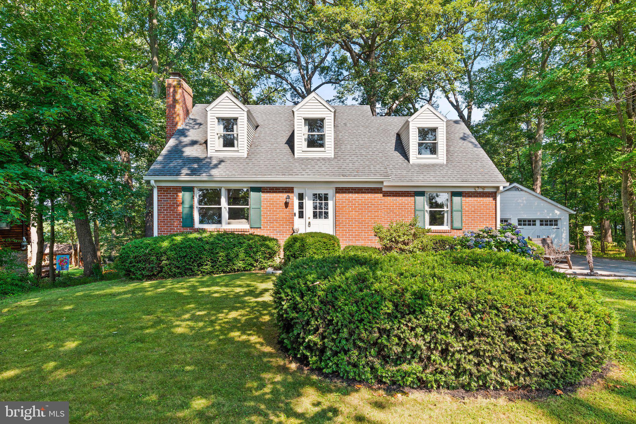 6265 Hoff Road Spring Grove, PA 17362 - Photo 3 of 47