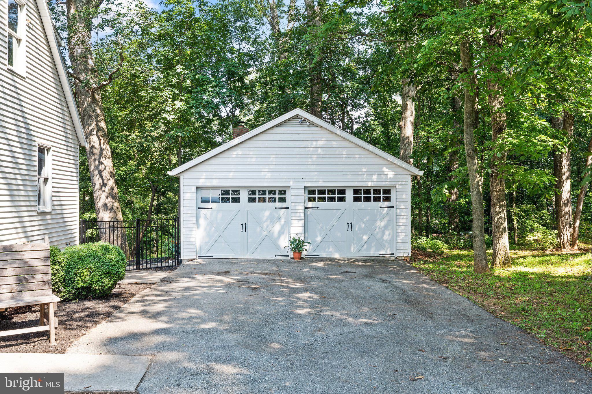 6265 Hoff Road Spring Grove, PA 17362 - Photo 9 of 47