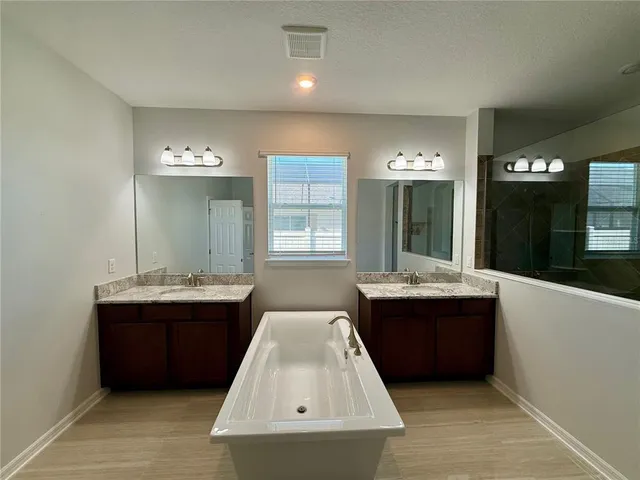 $799,999 | 10409 Cardera Drive, Riverview, FL 33578