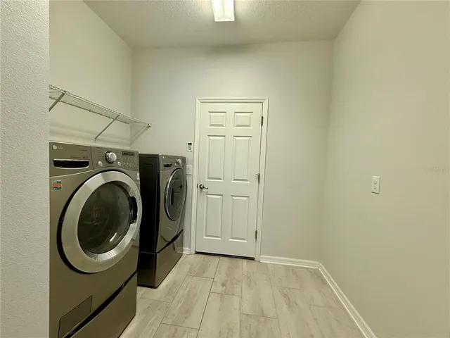 $799,999 | 10409 Cardera Drive, Riverview, FL 33578