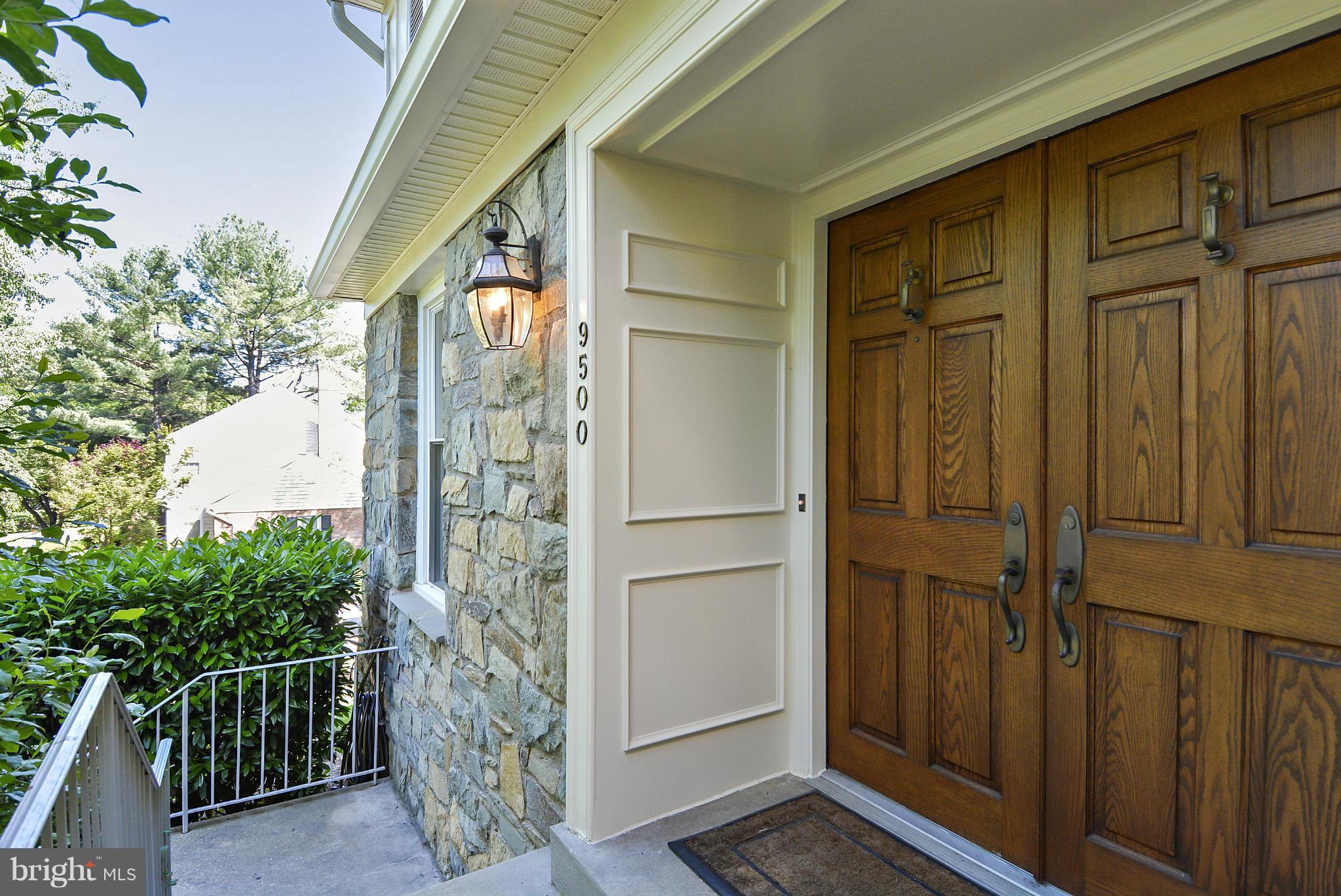 9500 Reach Road Potomac, MD 20854 - Photo 2 of 30 Front Entrance