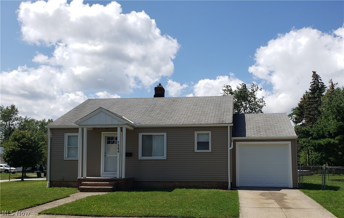 1584 Overbrook Road Lyndhurst, OH 44124 - Photo 1 of 19