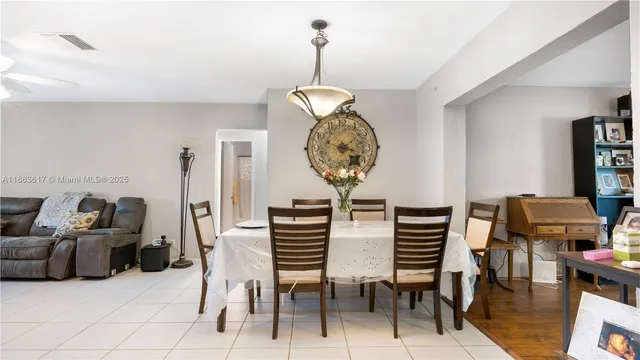 a view of a livingroom with furniture