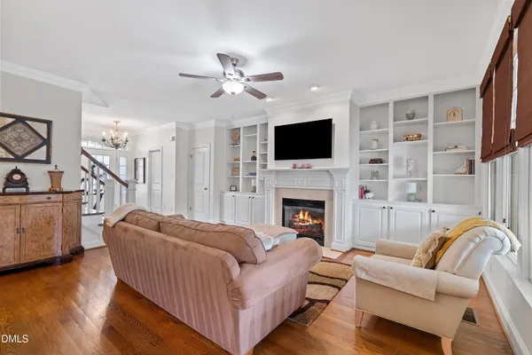 $699,999 | 14 Grandwood Circle, Durham, NC 27712