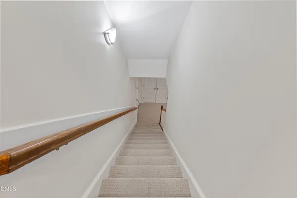 $699,999 | 14 Grandwood Circle, Durham, NC 27712