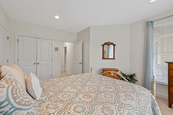 $699,999 | 14 Grandwood Circle, Durham, NC 27712