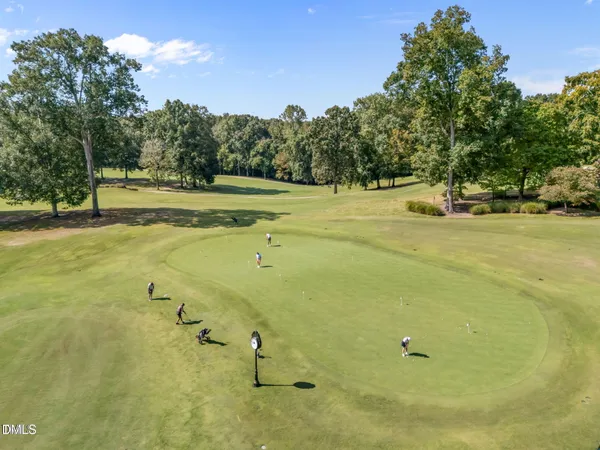 $699,999 | 14 Grandwood Circle, Durham, NC 27712