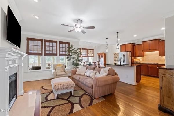 $699,999 | 14 Grandwood Circle, Durham, NC 27712