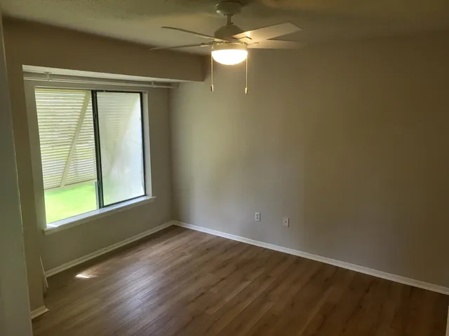 $2,500 | 1481 Center Street, Unit 104, Mount Pleasant, SC 29464