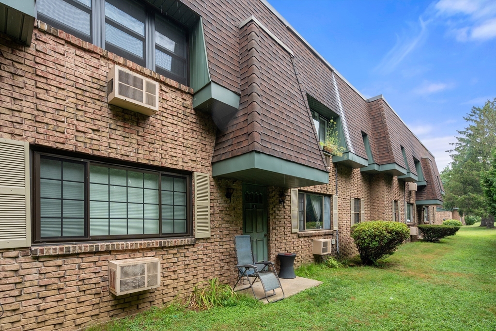 549 Russell Road, Unit 3C Westfield, MA 01085 - Photo 19 of 23