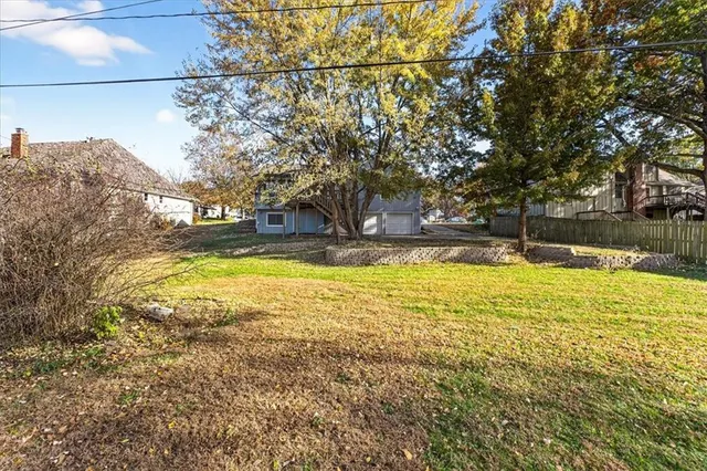 $320,000 | 317 South Valley Road, Olathe, KS 66061