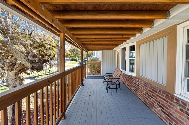 $320,000 | 317 South Valley Road, Olathe, KS 66061