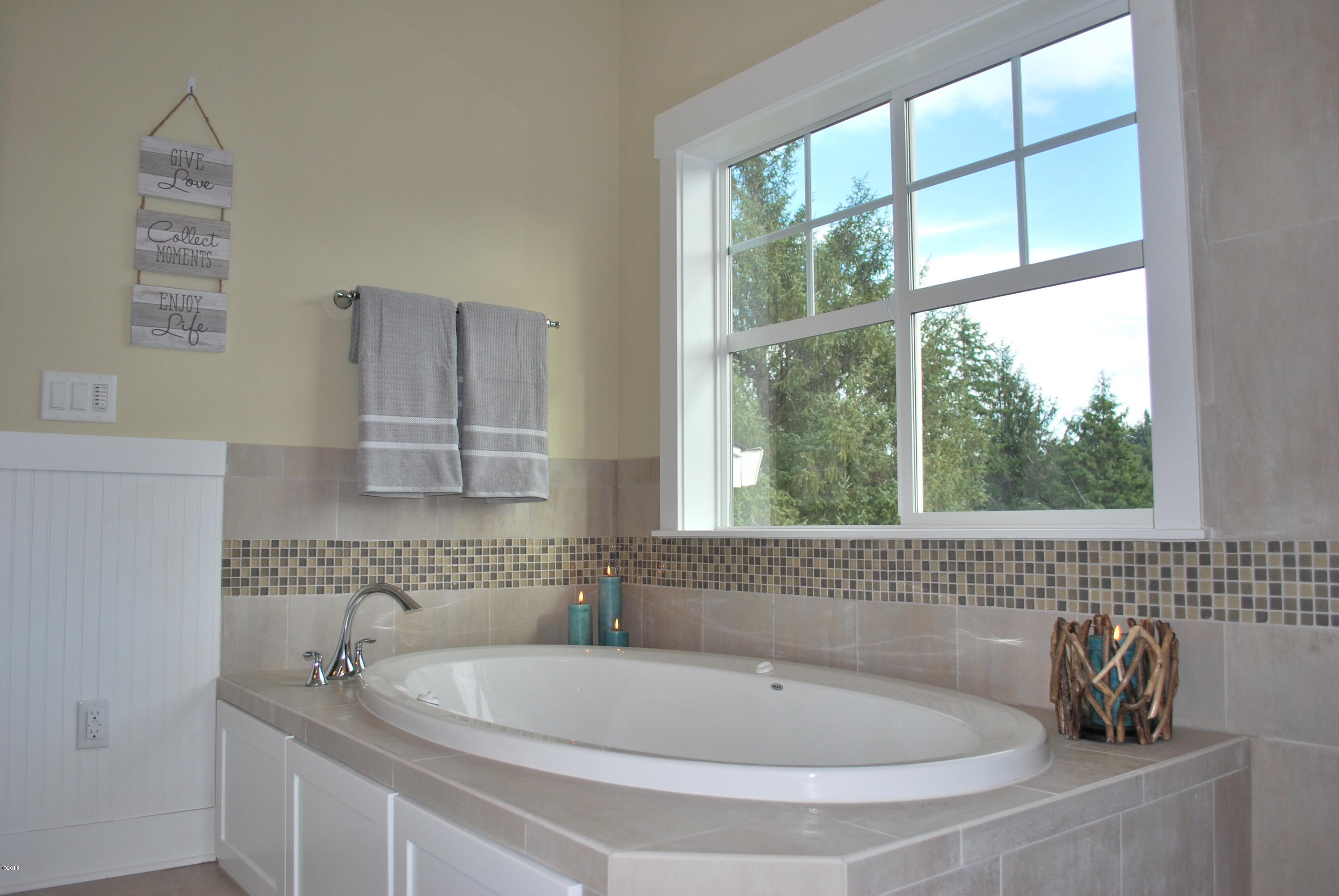 34790 Lahaina Loop Road Pacific City, OR 97135 - Photo 21 of 30 Master Bath