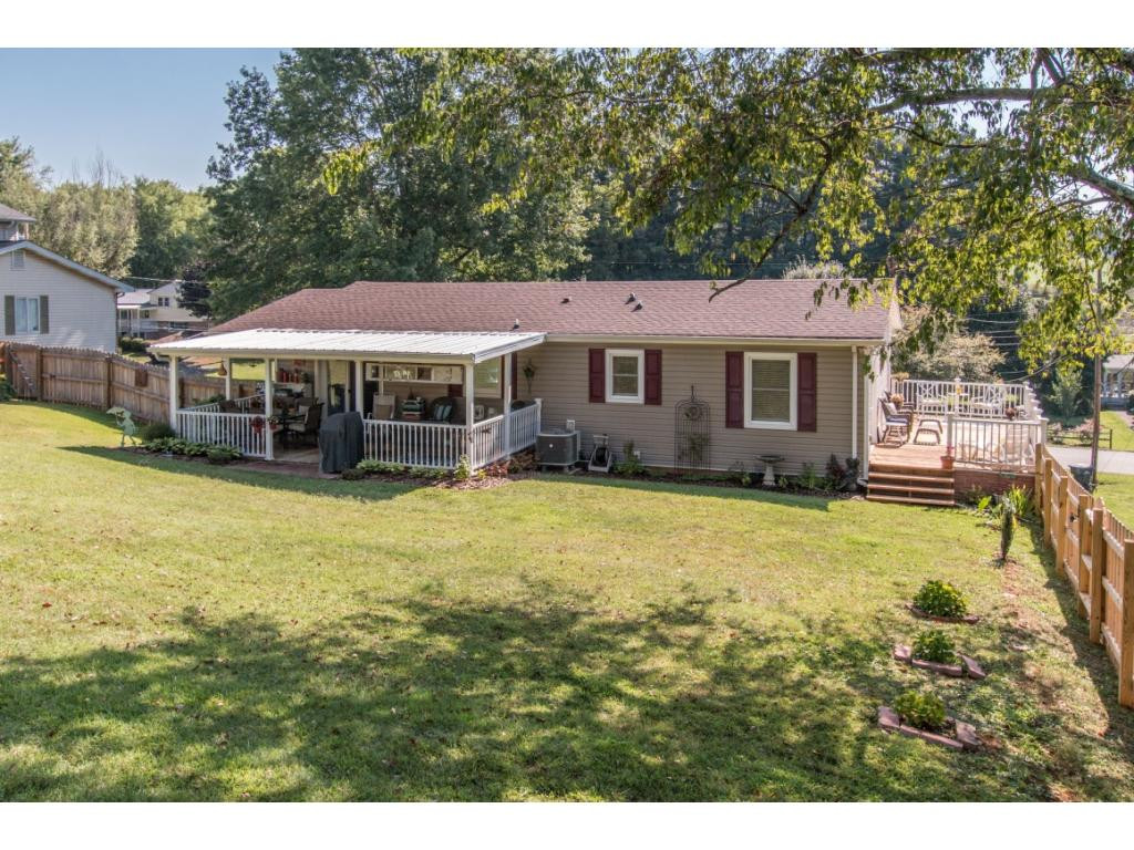 220 Seminole Road Bristol, VA 24201 - Photo 3 of 26 Photo 3