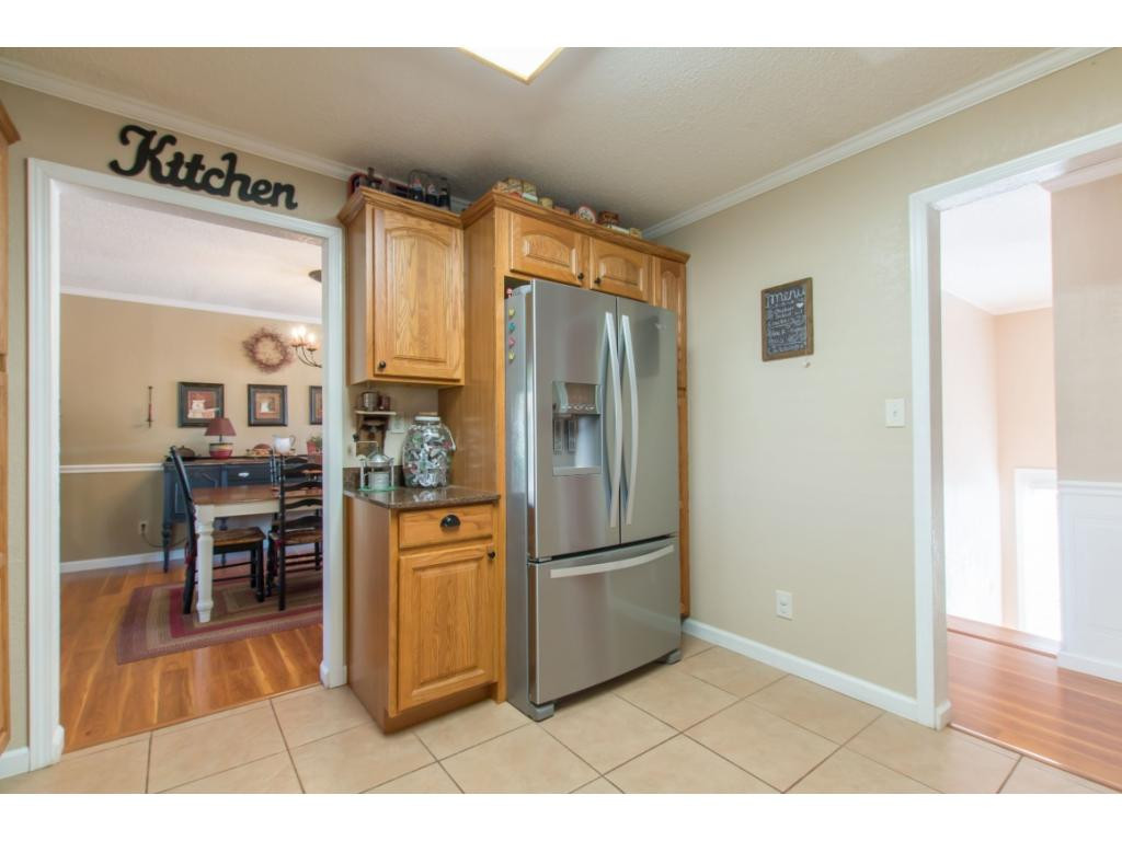 220 Seminole Road Bristol, VA 24201 - Photo 8 of 26 Photo 8
