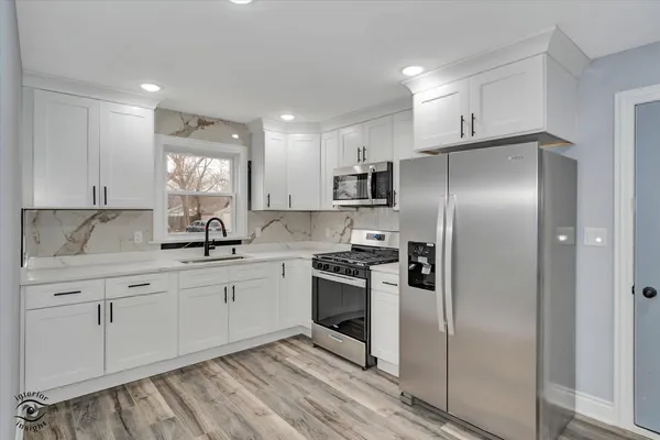 $250,000 | 702 South Lincoln Avenue, Kankakee, IL 60901