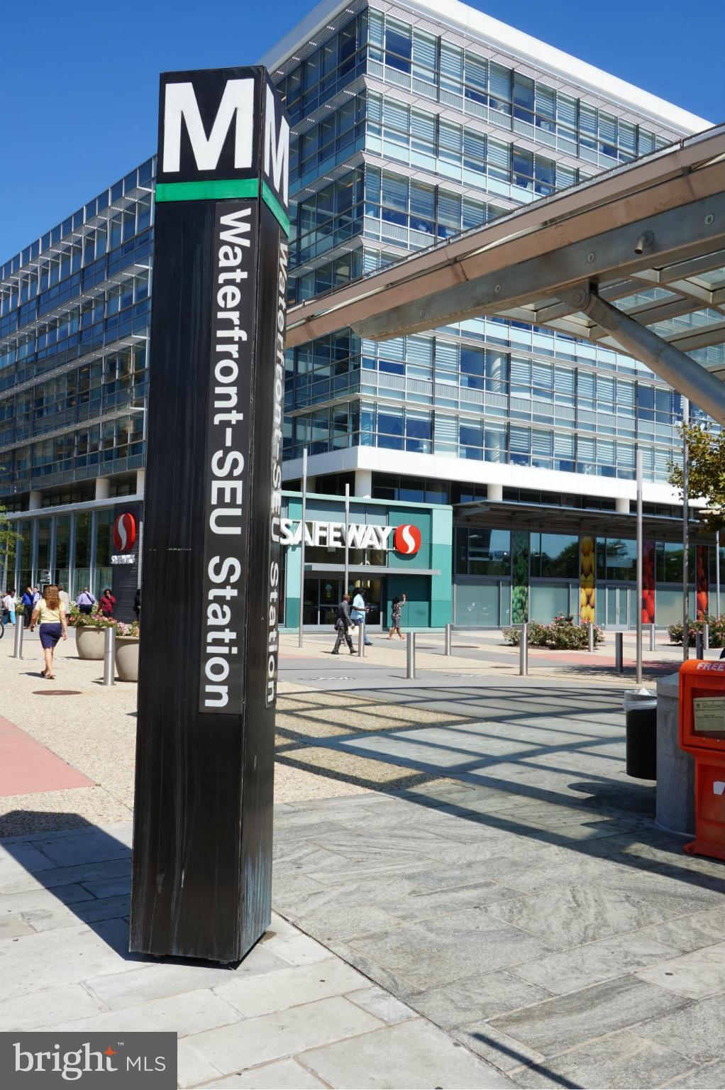 1301 Delaware Avenue Southwest, Unit N816 Washington, DC 20024 - Photo 18 of 20 a front view of a building with street
