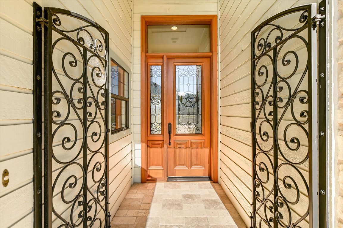 116 Courtside Way Spicewood, TX 78669 - Photo 3 of 40 unknown