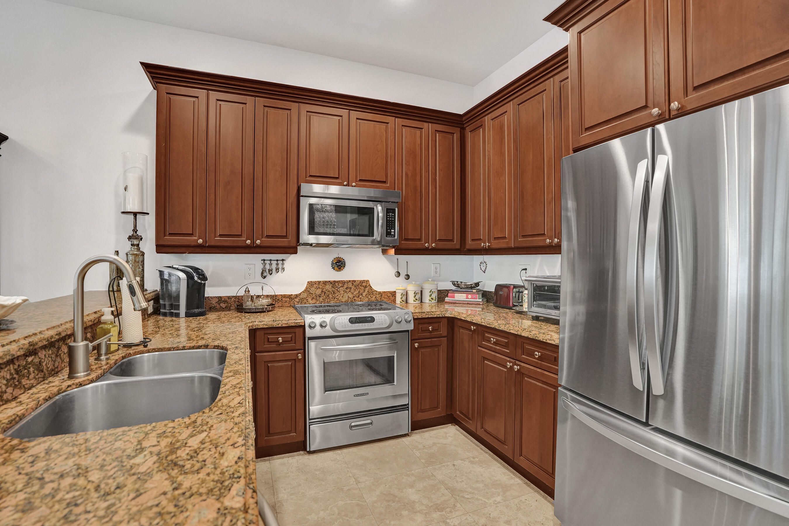 1127 North Victoria Park Road Fort Lauderdale, FL 33304 - Photo 9 of 45 DSC06803