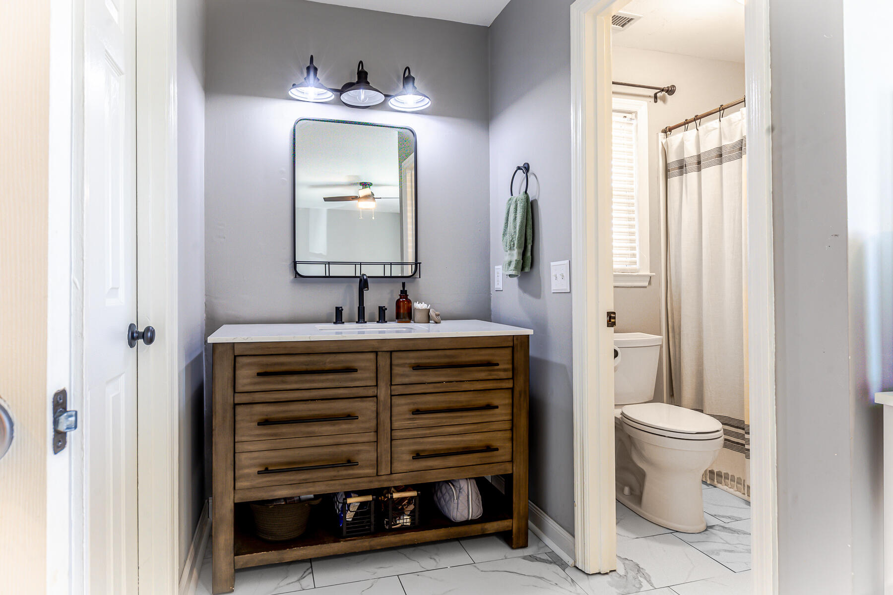 223 Trinity Place Ladson, SC 29456 - Photo 25 of 36 Primary bathroom!