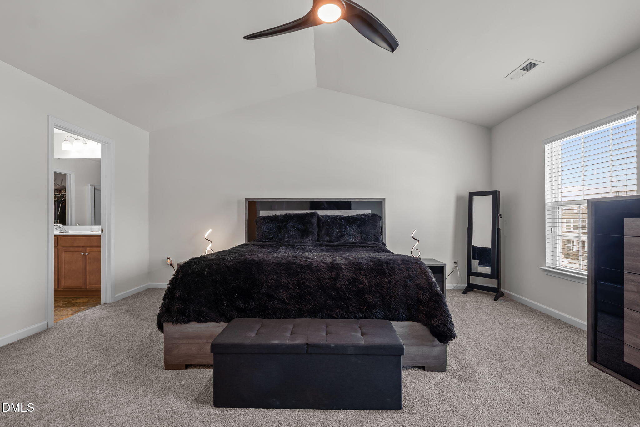 1154 Kerr Street Burlington, NC 27215 - Photo 16 of 48 22-web-or-mls-_1847611