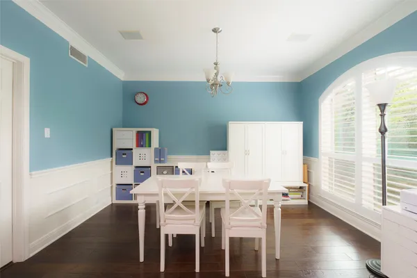 $1,145,000 | 10619 Skyflower Drive, Austin, TX 78759