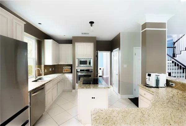 $1,145,000 | 10619 Skyflower Drive, Austin, TX 78759