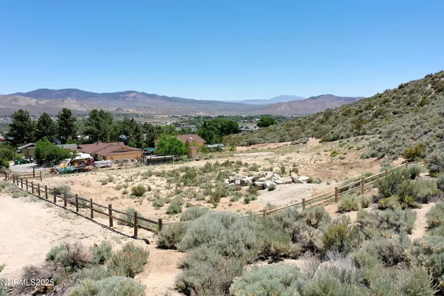 $290,000 | 633 West Clearview Drive, Carson City, NV 89703