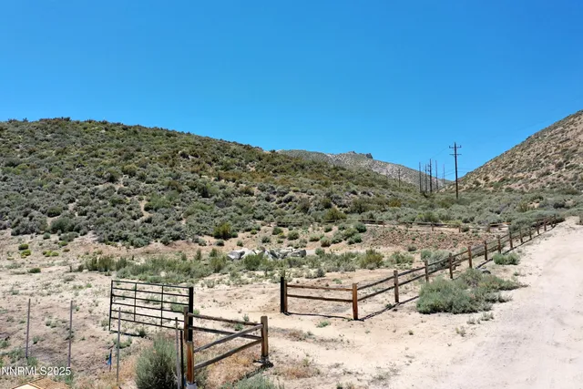 $265,000 | 633 West Clearview Drive, Carson City, NV 89703