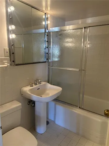 $700,000 | 4740 Roanoke Parkway, Unit 11041105, Kansas City, MO 64112