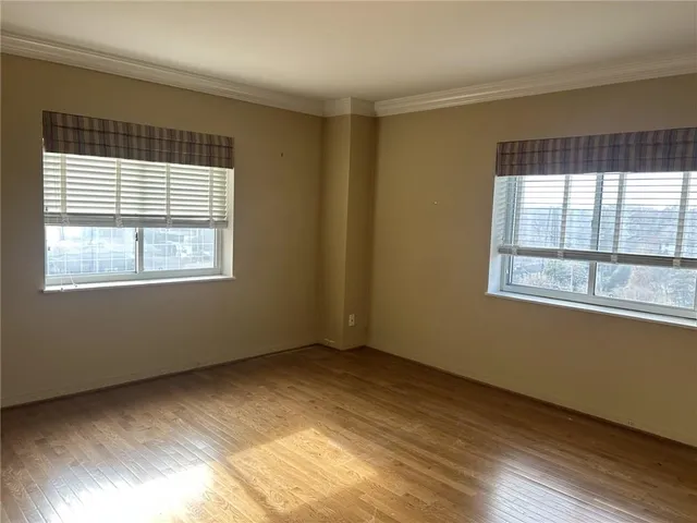 $700,000 | 4740 Roanoke Parkway, Unit 11041105, Kansas City, MO 64112