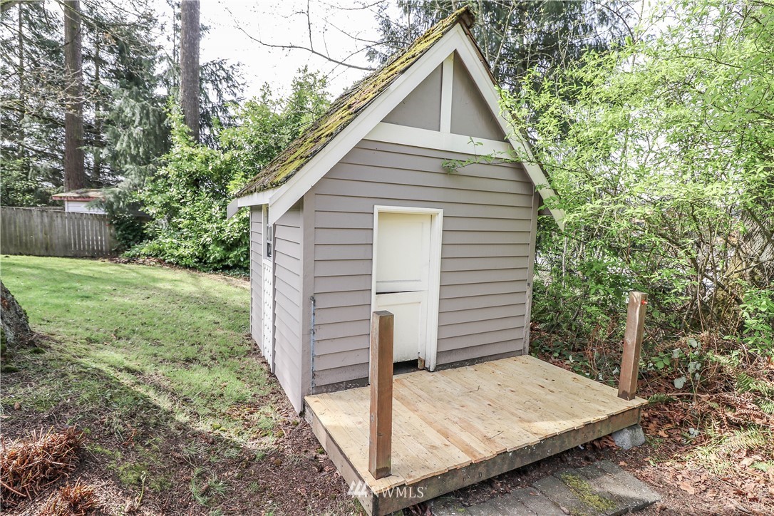 15919 118th Place Northeast Bothell, WA 98011 - Photo 17 of 22