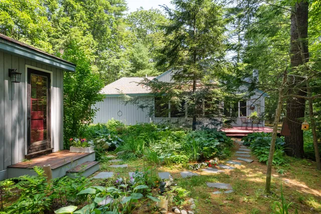 $979,000 | 43 Cedar Lane, Ogunquit, ME 03907