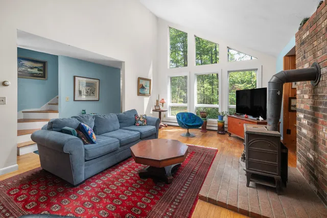 $979,000 | 43 Cedar Lane, Ogunquit, ME 03907