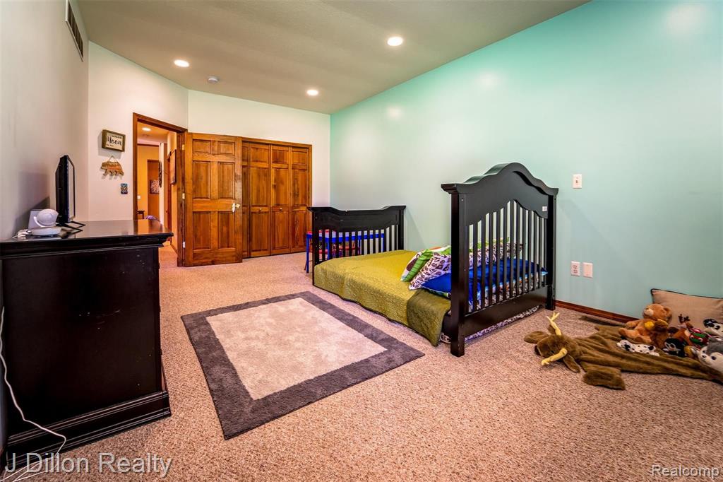 22855 Bohn Road Belleville, MI 48111 - Photo 43 of 48