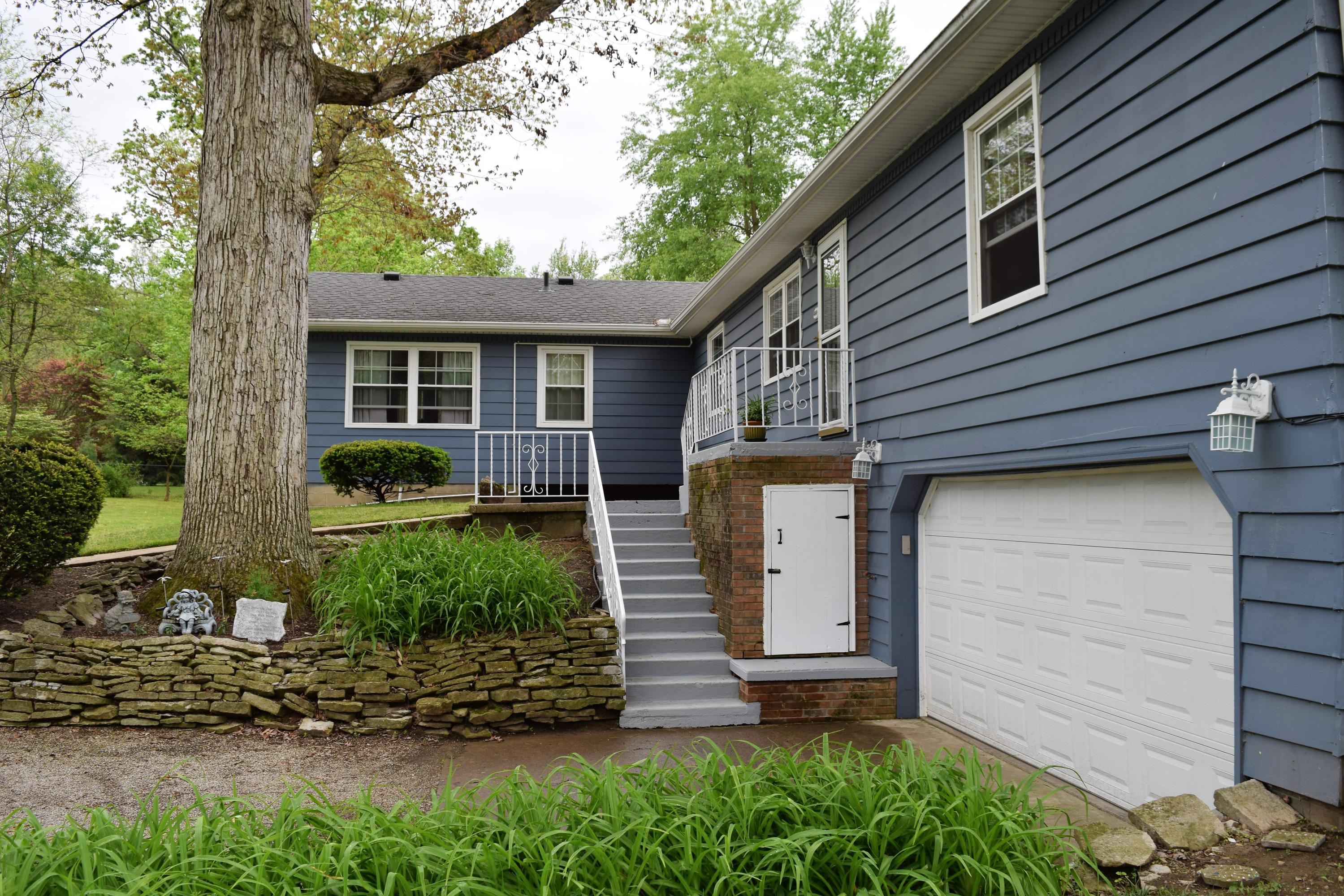 1212 Old Springfield Xenia, OH 45385 - Photo 42 of 44