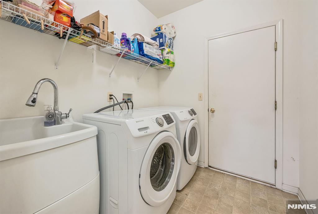 1 Winding Ridge Road Lake Hopatcong, NJ 07849 - Photo 14 of 25