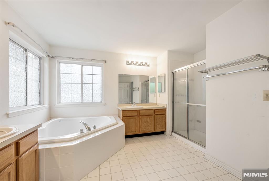 1 Winding Ridge Road Lake Hopatcong, NJ 07849 - Photo 18 of 25