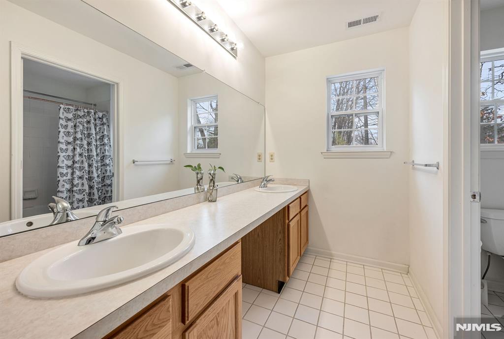 1 Winding Ridge Road Lake Hopatcong, NJ 07849 - Photo 22 of 25