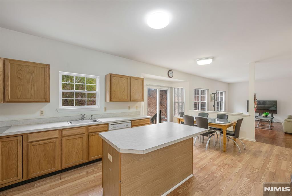 1 Winding Ridge Road Lake Hopatcong, NJ 07849 - Photo 6 of 25