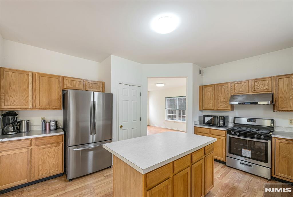 1 Winding Ridge Road Lake Hopatcong, NJ 07849 - Photo 8 of 25