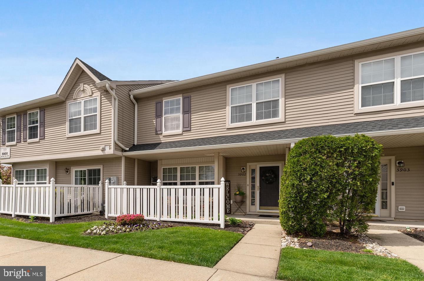 5902 Coventry Way Mount Laurel, NJ 08054 - Photo 1 of 23