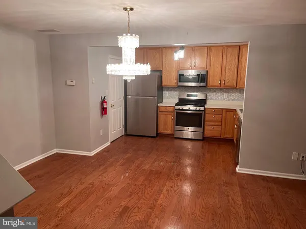 $2,495 | 5902 Coventry Way, Mount Laurel, NJ 08054