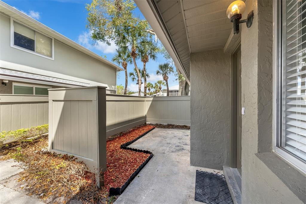 4402 Ring Neck Road, Unit 19B Orlando, FL 32808 - Photo 28 of 35 a view of entryway
